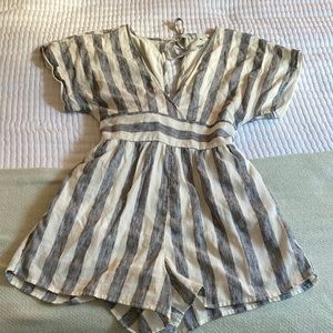 American Eagle Romper